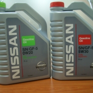 NISSAN ENG OIL NEW